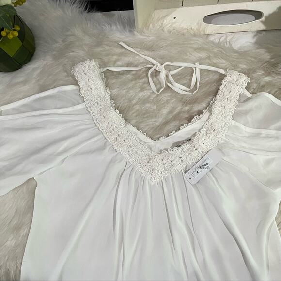 NEW Charming Charlie Longline Flutter Ruffle Cold Shoulder Poet Tunic Top S NWT - Picture 10 of 16